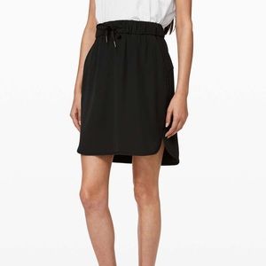 Lululemon black in the fly skirt 2